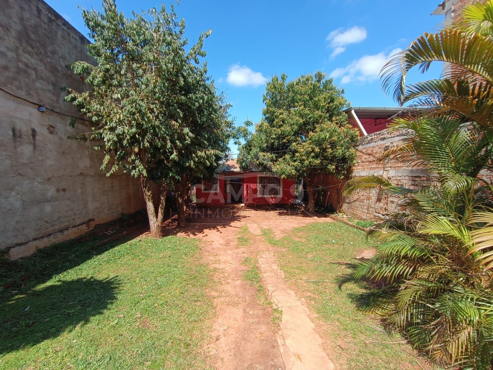 VENDO ESTA PROPIEDAD - TERRENO CON 2 CASAS