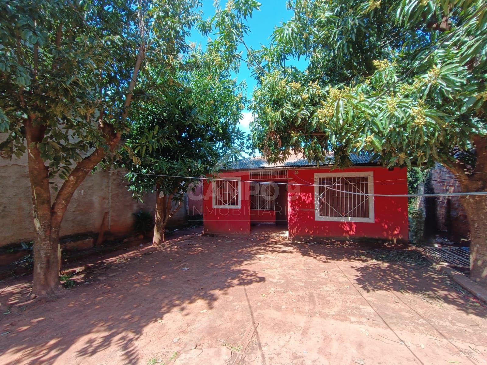 VENDO ESTA PROPIEDAD - TERRENO CON 2 CASAS