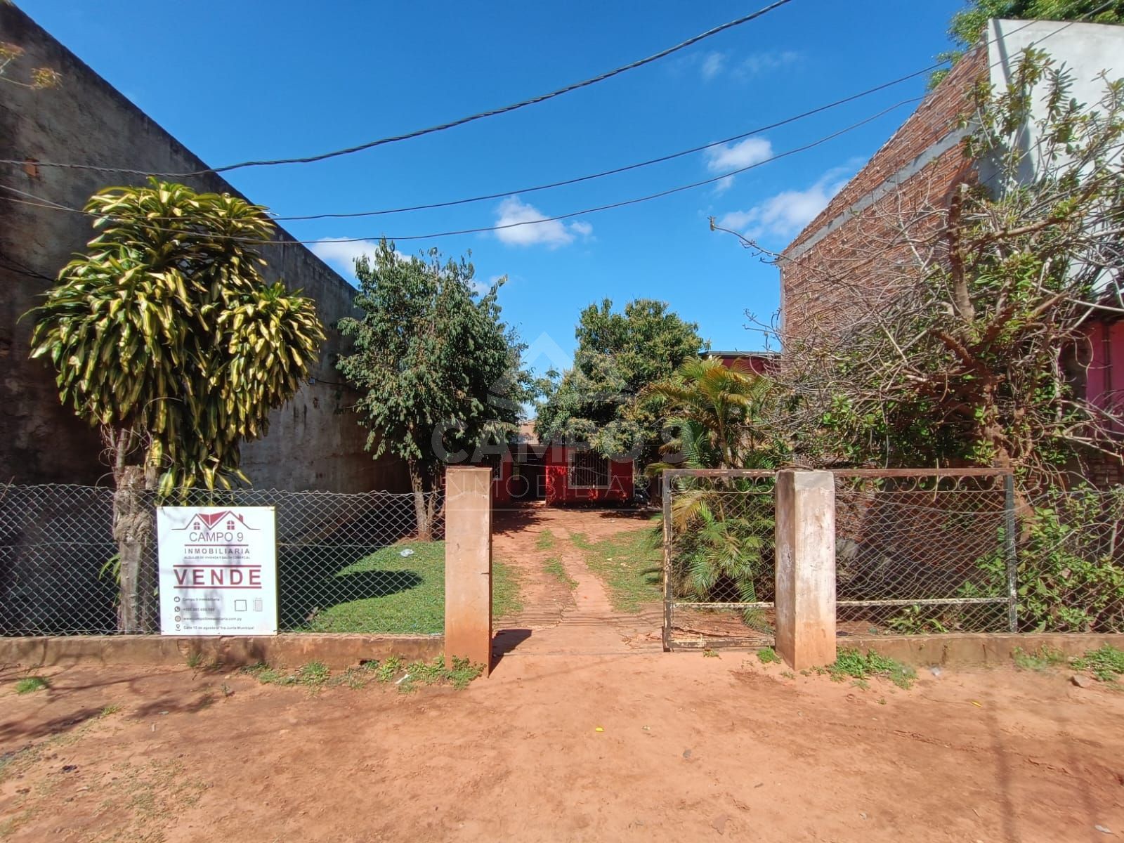 VENDO ESTA PROPIEDAD - TERRENO CON 2 CASAS