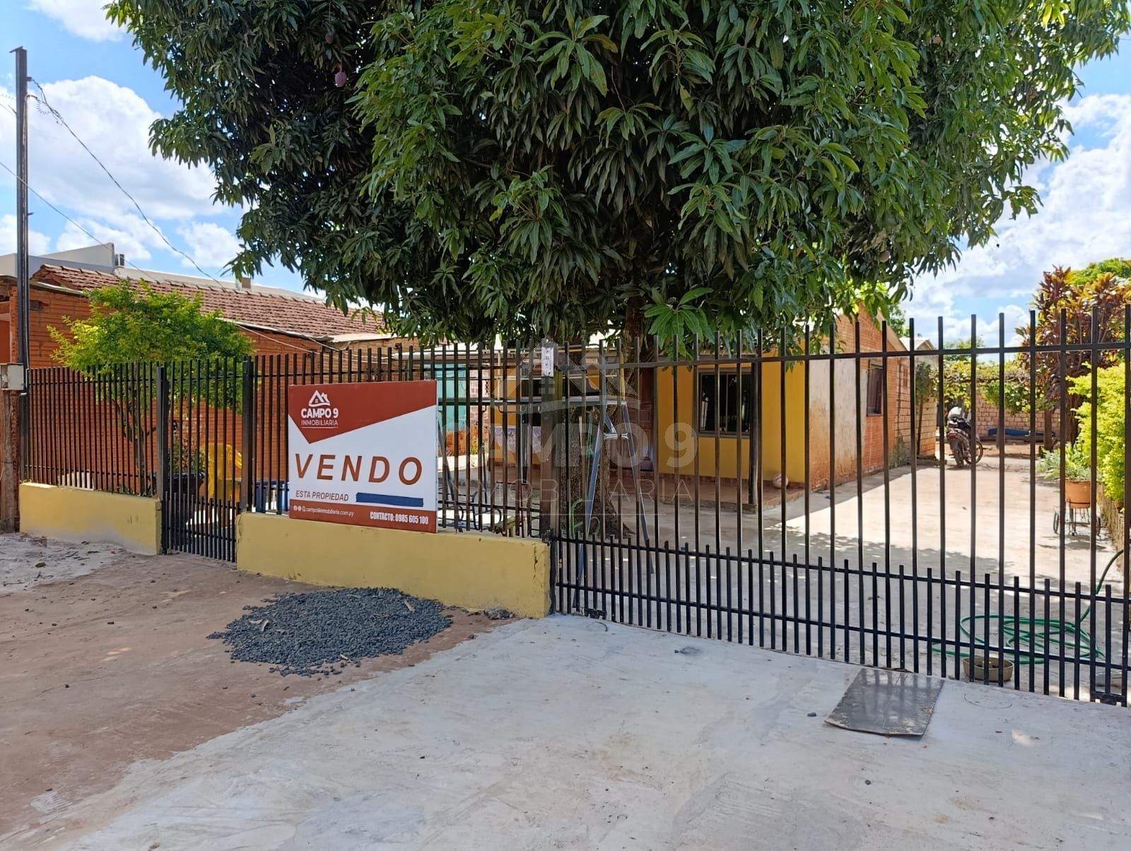 VENDO ESTA CASA