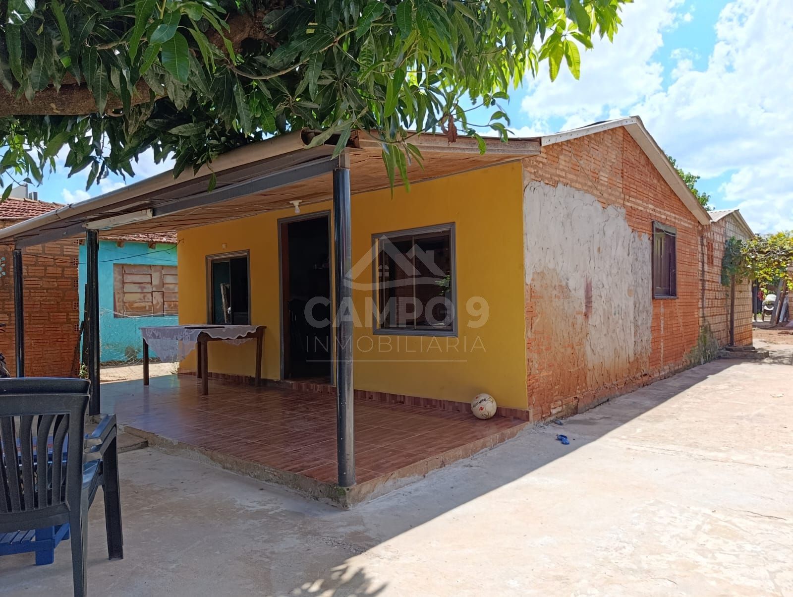 VENDO ESTA CASA