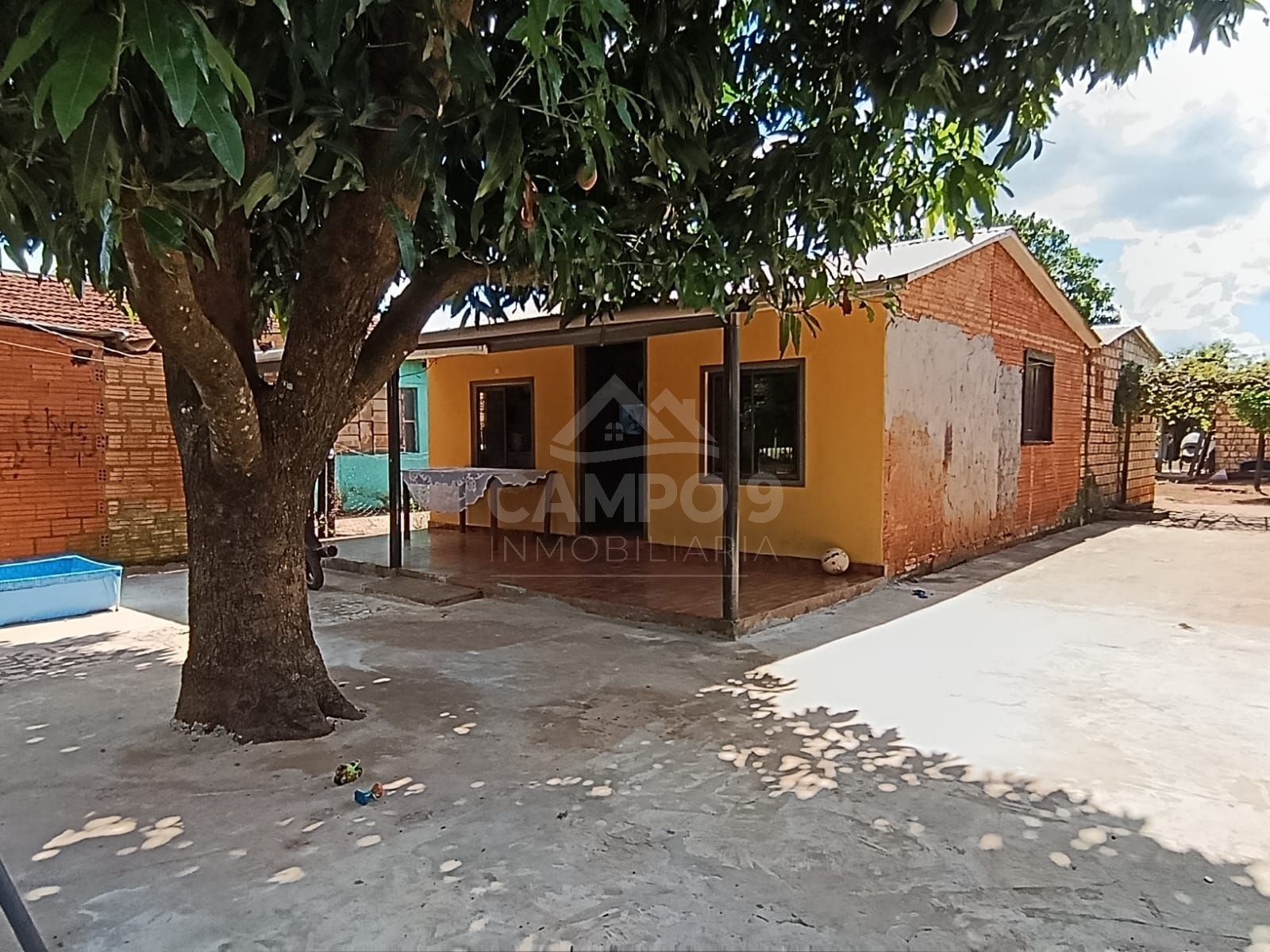 VENDO ESTA CASA