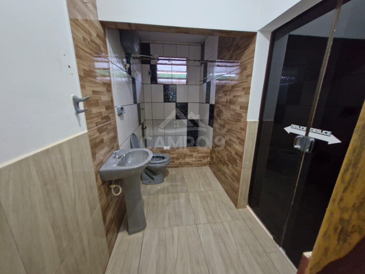 VENDO ESTA VIVIENDA (A una cuadra de Pádel Chopp)
