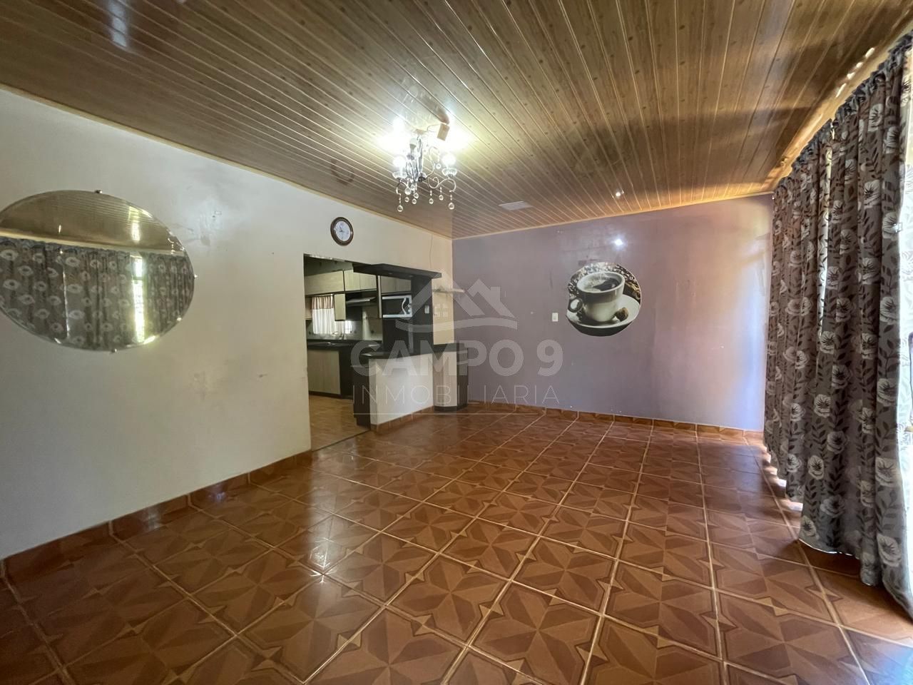 SALON COMERCIAL + VIVIENDA EN VENTA