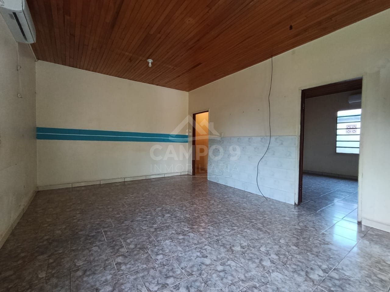 VENDO ESTA CASA (Sobre calle Emiliano R. Fernández)
