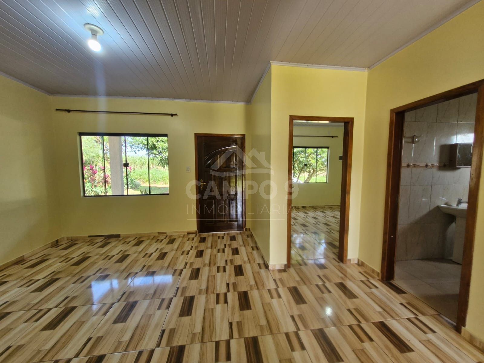 ALQUILO ESTA CASA, CON QUINCHO INDEPENDIENTE