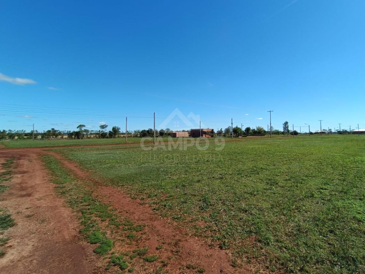 EN VENTA ESTE TERRENO
