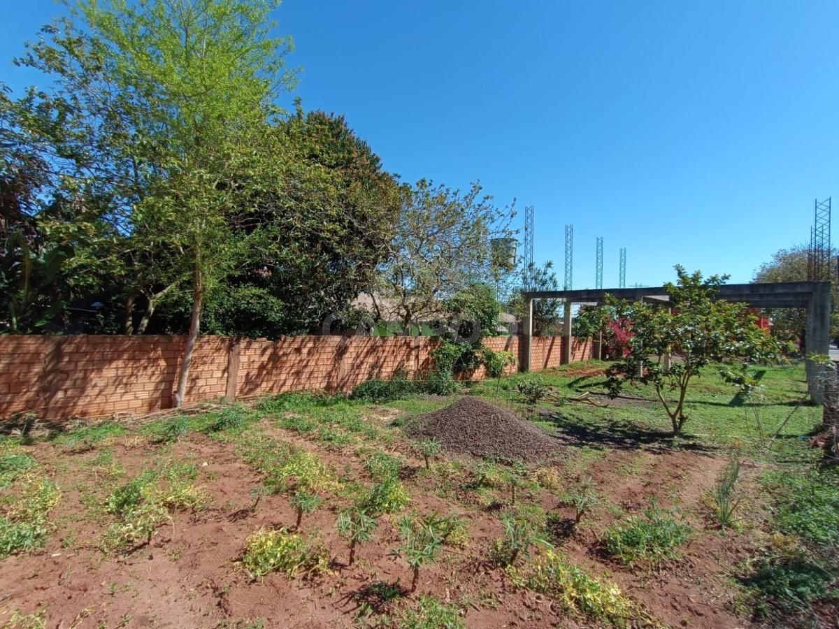VENDO TERRENO (ESQUINA) CON EDIFICACIÓN A TERMINAR