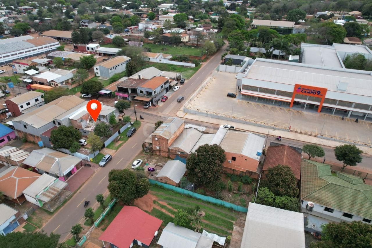 PROPIEDAD EN VENTA - EDIFICACIÓN DE DOS PLANTAS (CASA CON 2 SALONES)