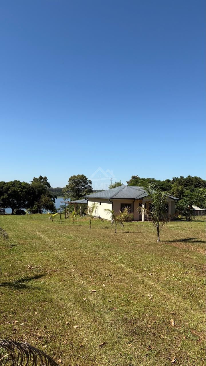 OPORTUNIDAD ÚNICA - TU LUGAR SOÑADO FRENTE AL LAGO YGUAZÚ