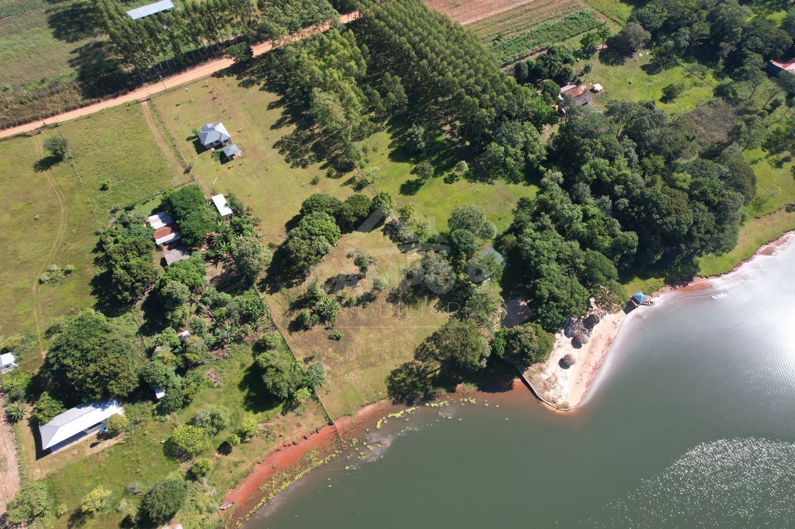 OPORTUNIDAD ÚNICA - TU LUGAR SOÑADO FRENTE AL LAGO YGUAZÚ