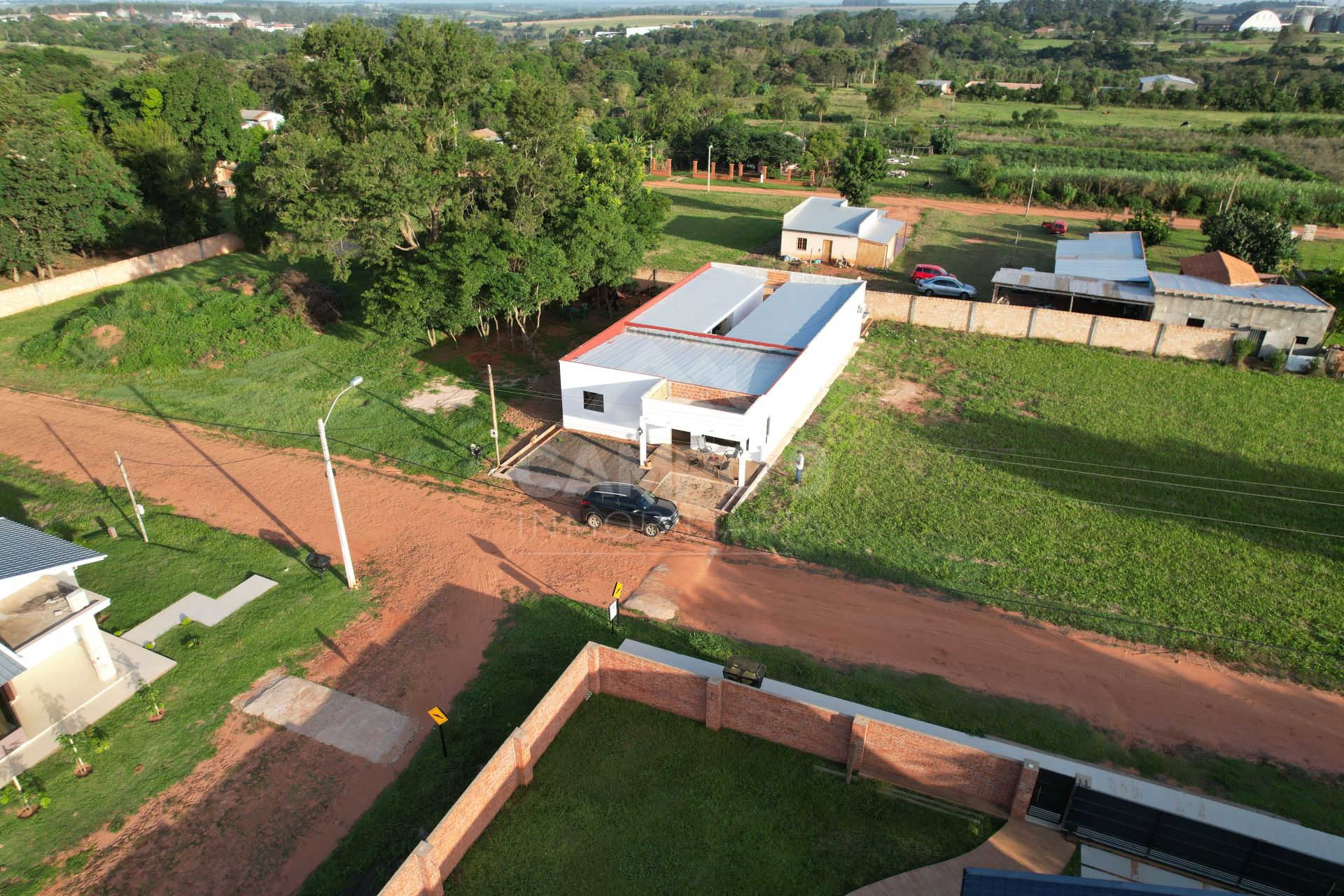 EN VENTA CASA RESIDENCIAL - BARRIO CERRADO CALLE 3