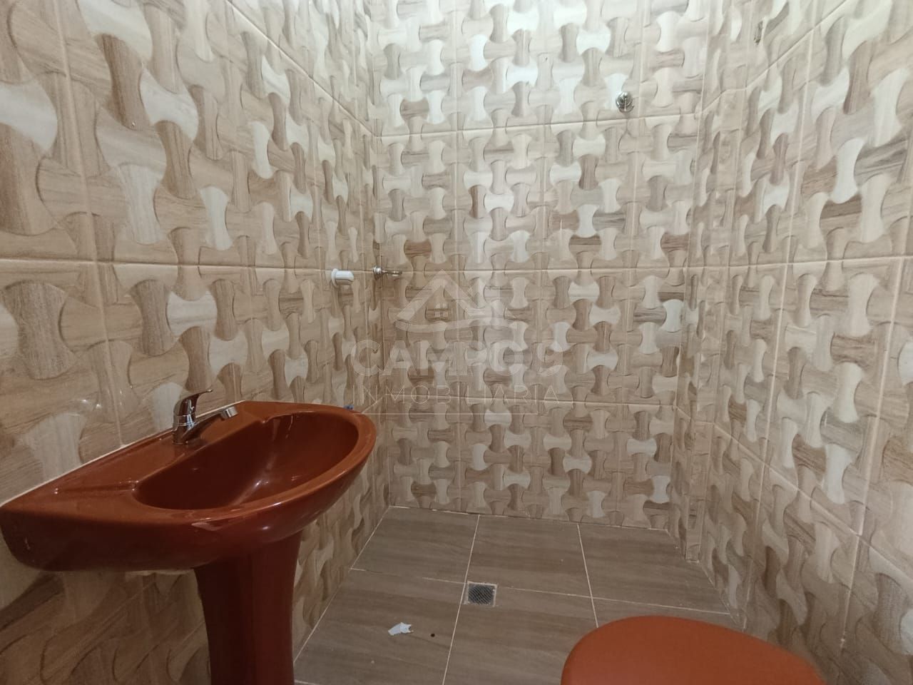 ALQUIILO ESTE SALON - Calle Fidel Maíz