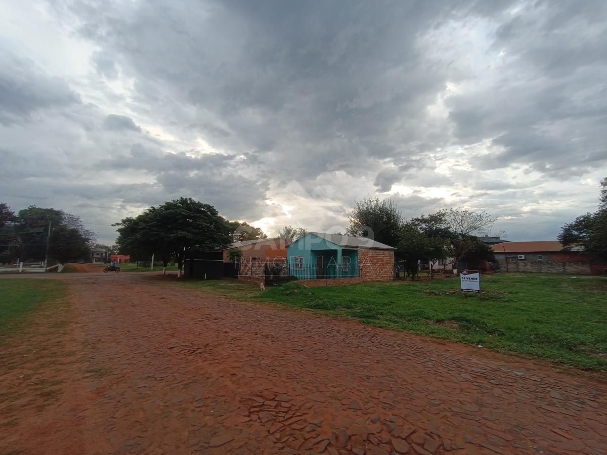 EN VENTA ESTE TERRENO