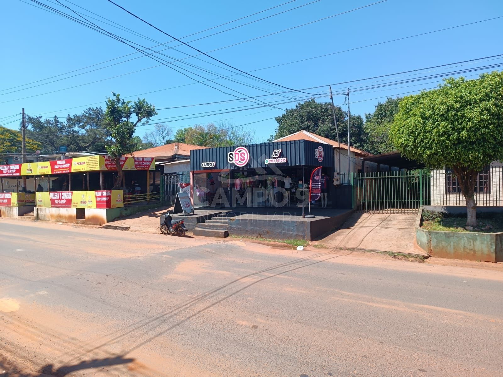 VIVIENDA CON SALON EN VENTA