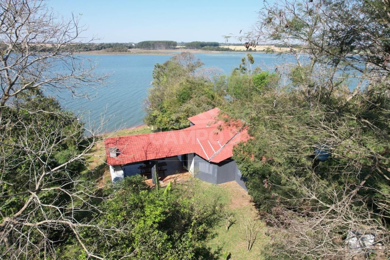 PROPIEDAD EN VENTA FRENTE AL LAGO YGUAZÚ