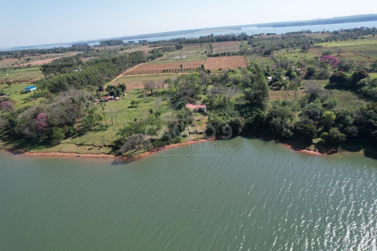 PROPIEDAD EN VENTA FRENTE AL LAGO YGUAZÚ